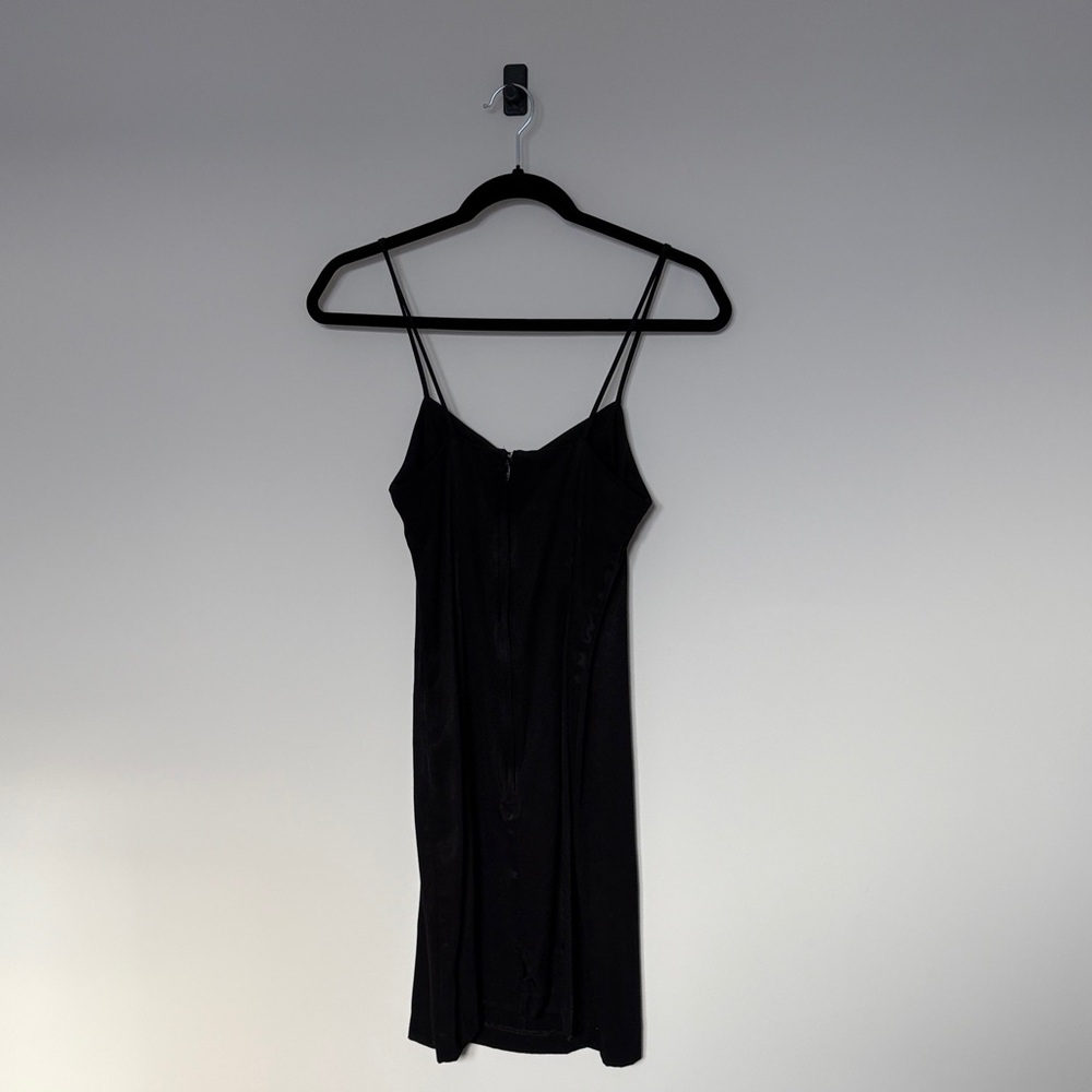Elegant Black Slip Dress - Picture 2 of 4